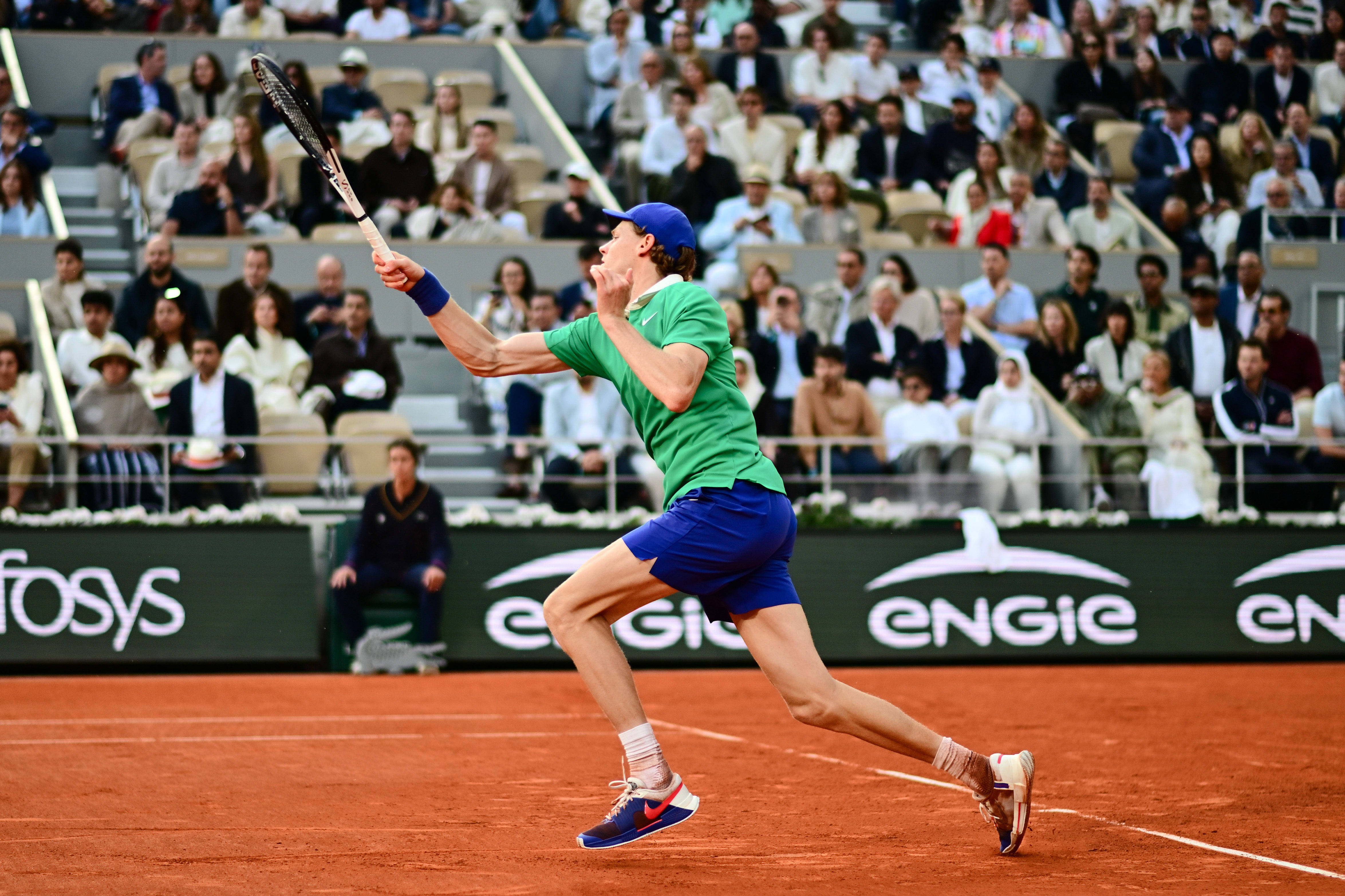 美国网球队强势意大利网球队，阿尔卡拉斯惊艳世界