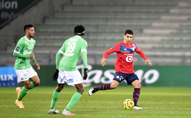 罗马客场胜出，取得连胜继续领跑